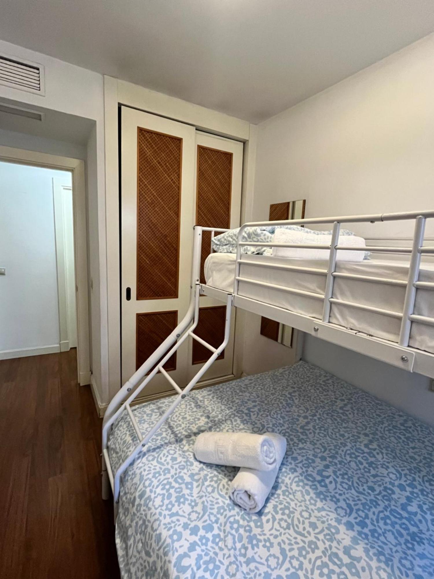 El Torcal Luxury With Free Parking Apartament